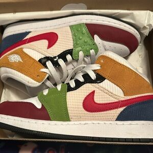 Jordan Barely worn 6.5 young men